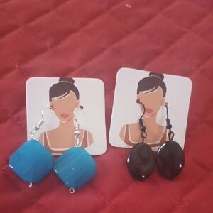 Elegant Blue and Black Earrings Set